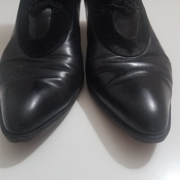 Vintage Stuart Weitzman for Roz and Sherm Victorian Black Leather Boots Size 8.5 - Picture 3 of 13